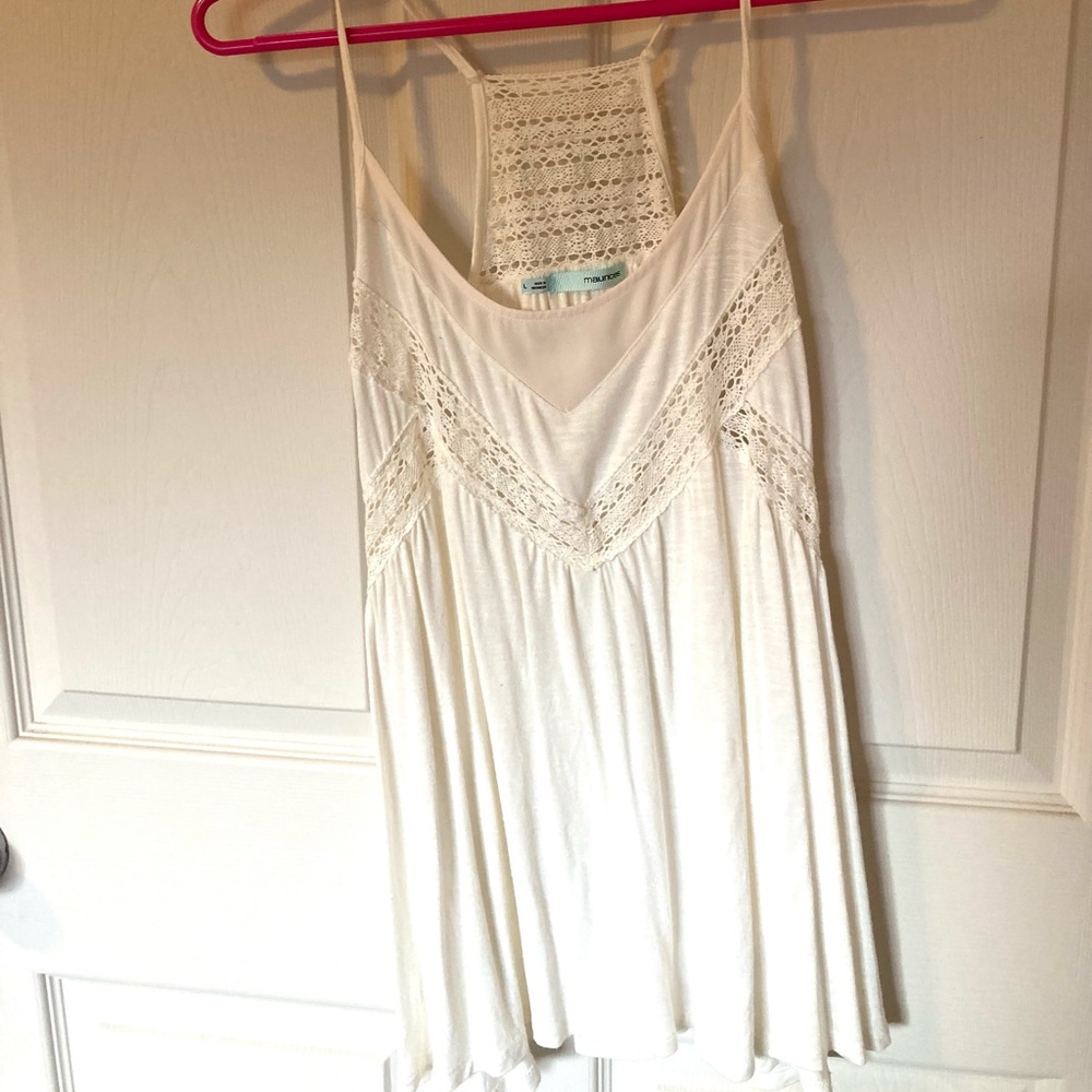 Maurices cream colored tank top xl